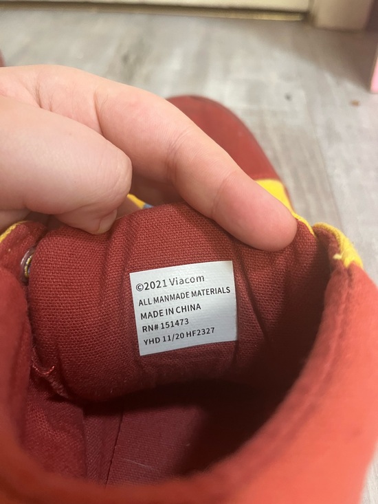 Avatar Sneakers - Picture 6 of 7